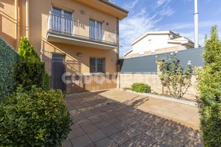 Casa  De la coma. Casa en venda a manlleu