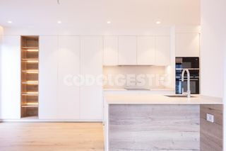 Appartamento  Mossèn gudiol. Fantàstic pis en venda al centre de vic!