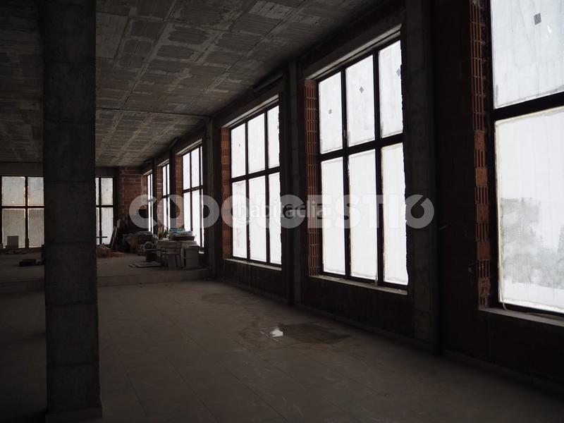 Foto a7b63dff-e603-4945-8ee3-6d6d9296d410. Local comercial a Manlleu