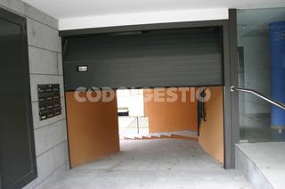 Autoparkplatz  Rafael casanova, 38. Plaa daparcament en venda a torell