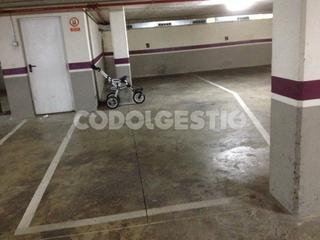 Location Parking voiture  Àngel guimerà, 43. Plaça daparcament de lloguer a manlleu