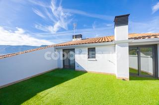 Appartement  Serrat. Dúplex en venda a hostalets de balenyà!