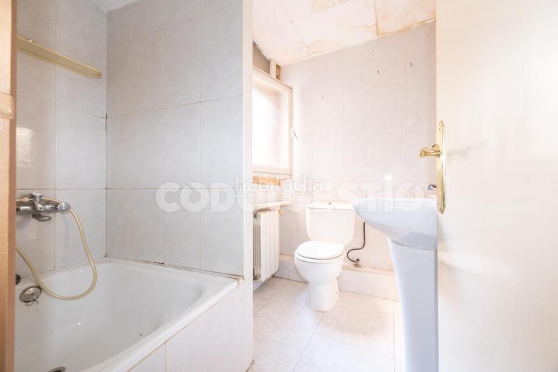 Foto 8e75c7d1-1a2d-4dba-86e7-7d23e9af3cd7. Pis a Torelló