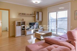 Maison  Puig de les vinyes. Casa de dos pisos en venda a torelló