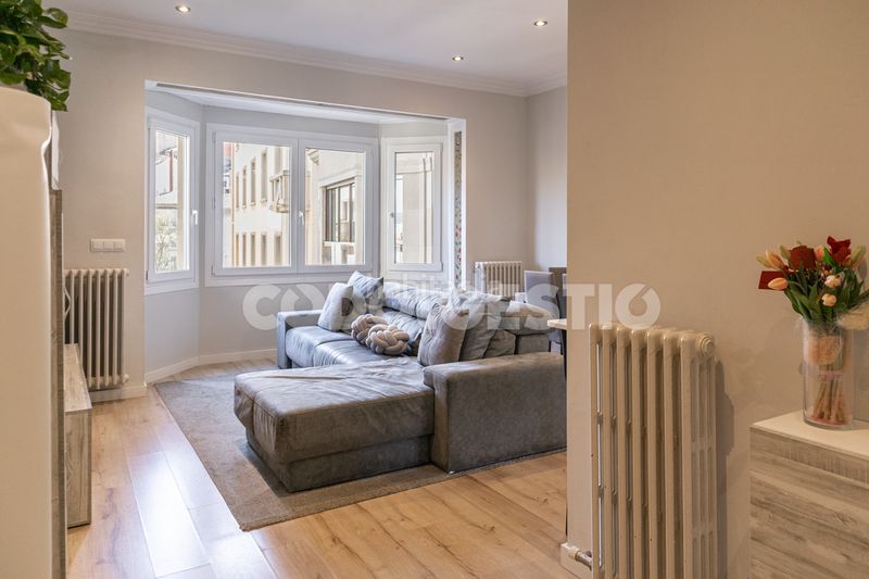 Foto 53b21b82-c647-4671-bc5f-32d52ba8f66c. Pis a Centre Vic