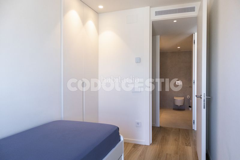 Foto 7a02b82d-91b6-4cf9-a29e-f2a06443ac3f. Piso espectacular pis en venda a ! en Centre Vic