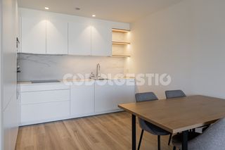 Pis  Mossèn gudiol. Espectacular pis en venda a vic!