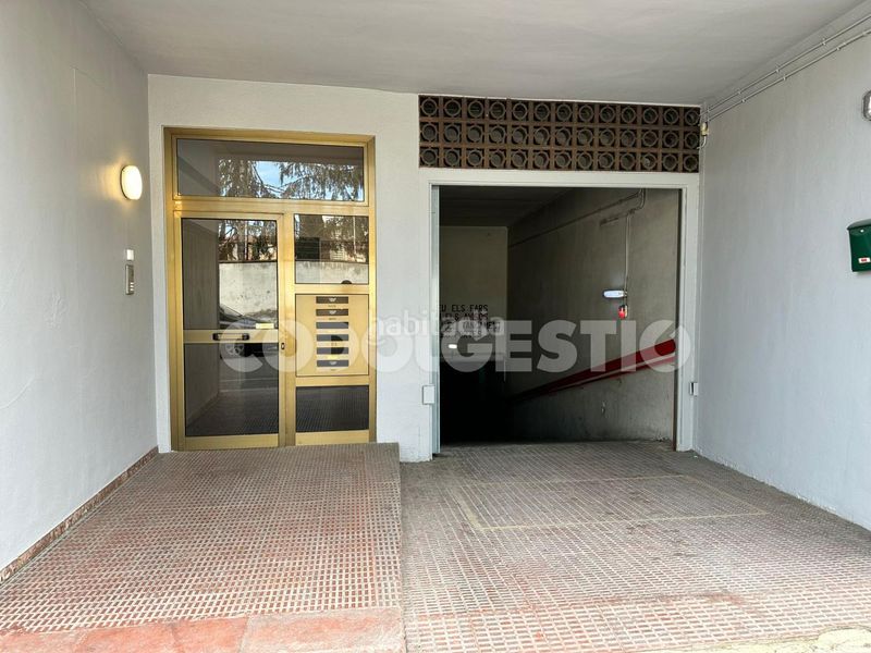 Foto 3df8b585-01aa-4773-9e90-68bbc7af4410. Aparcament cotxe a Estadi-Santa Anna Vic