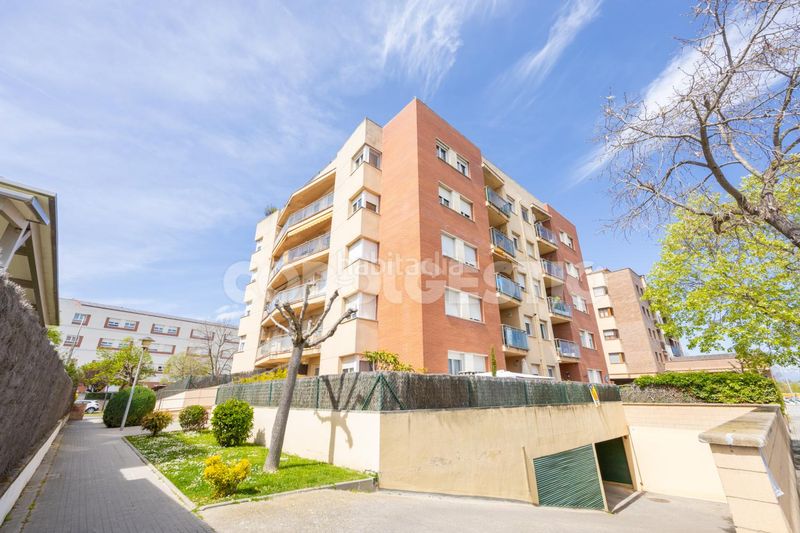 Foto c5efaf2c-5a14-40bc-bdde-d924b49d8ae7. Pis a Estadi-Santa Anna Vic