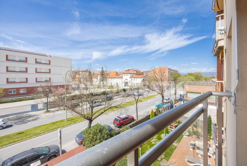 Foto ca8895fb-8244-4a86-9c02-1d4ddfe40f36. Pis a Estadi-Santa Anna Vic