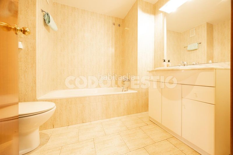 Foto 23ff2c2a-3da7-4b45-bcd2-067b337ee2a1. Pis a Estadi-Santa Anna Vic