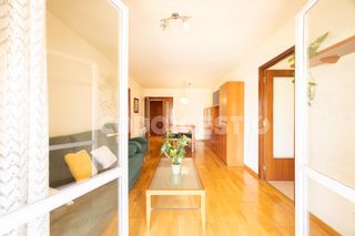 Pis  Països catalans. Pis amb pàrquing en venda a vic