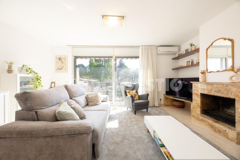 Foto 63acf9b2-e688-4930-acf6-7aec57148cd7. Casa a Centre Vic