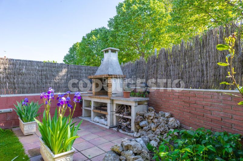 Foto 875f8f4c-99e5-4e59-a1ff-bd704f0350d9. Casa a Centre Vic