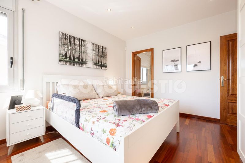 Foto 8f518d34-84ab-44bb-80e1-c8ed48609cfe. Casa a Centre Vic