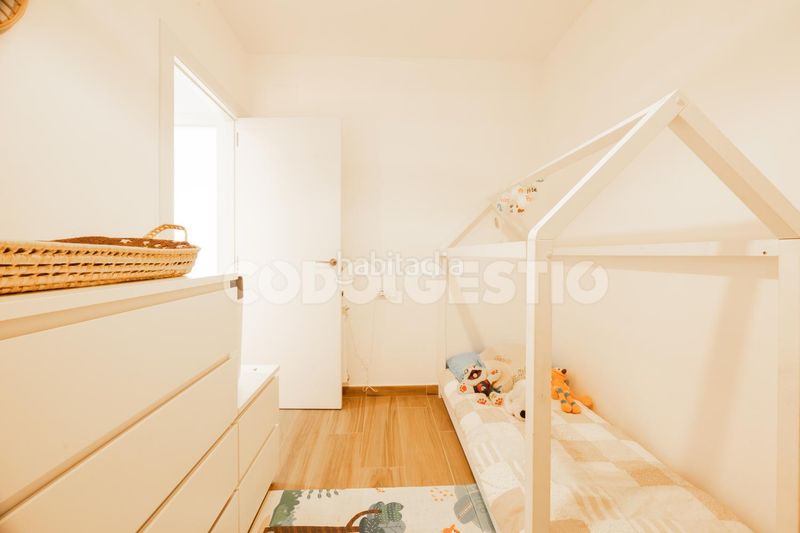 Foto 0e4bcb45-d356-4355-b3a6-ee5f6cce640e. Pis a Manlleu
