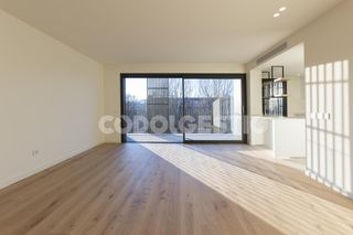 Miete Etagenwohnung  Mossèn gudiol, 9. Pis en lloguer al nouponent!