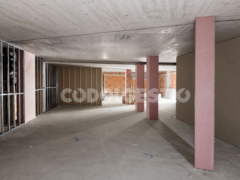 Foto 0bbe614d-1c8c-4410-8c8c-b88f1e8761d8. Local comercial a Centre Vic