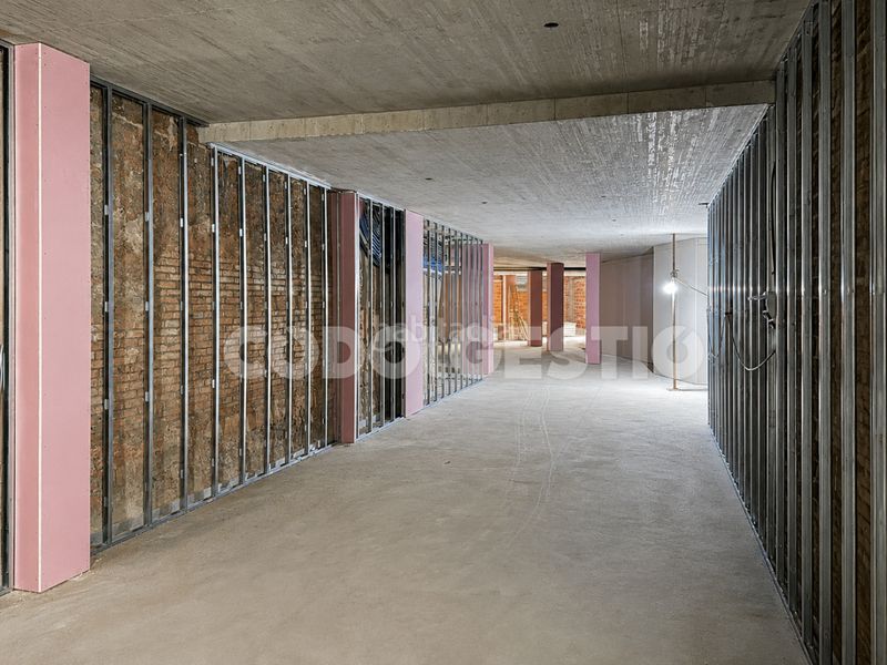 Foto ce5e0286-57a9-4679-951a-82374af7a4db. Local comercial a Centre Vic