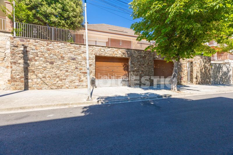 Foto ce1c86ca-663b-4d22-8885-b23d91d196b0. Casa  en venda a en Tona