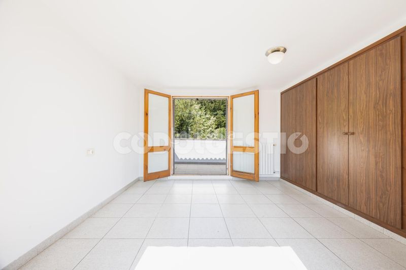 Foto df83269b-7390-4b14-b9e0-aeb282e4f877. Casa a Tona