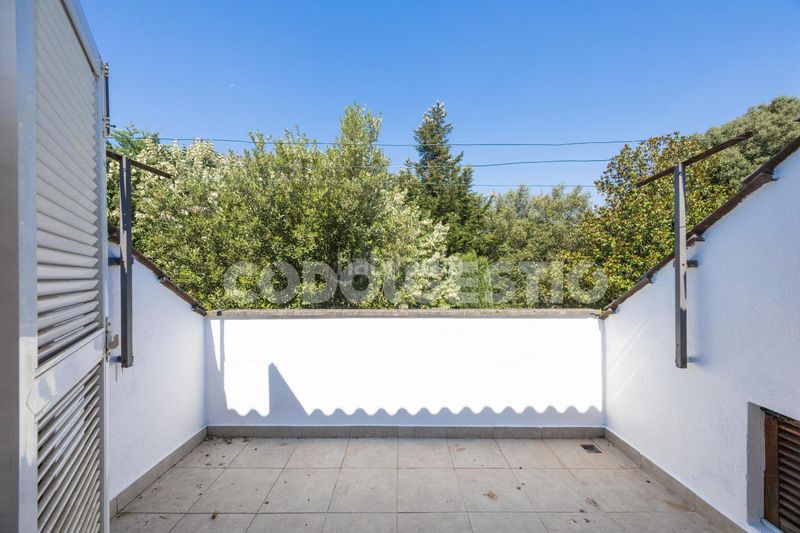 Foto ef2ad319-767d-4d59-8d86-f93dbeabe883. Casa a Tona