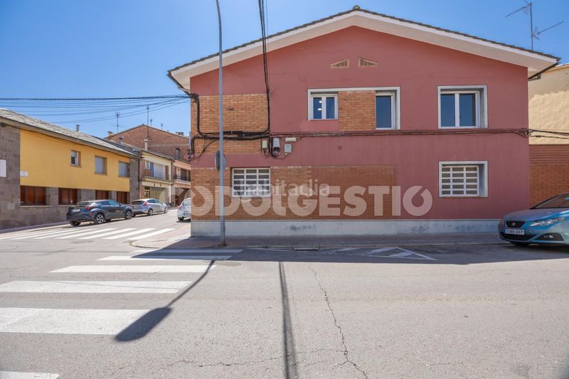Foto 63a68c59-1597-4351-8728-a5aedc79fd8c. Casa a Manlleu