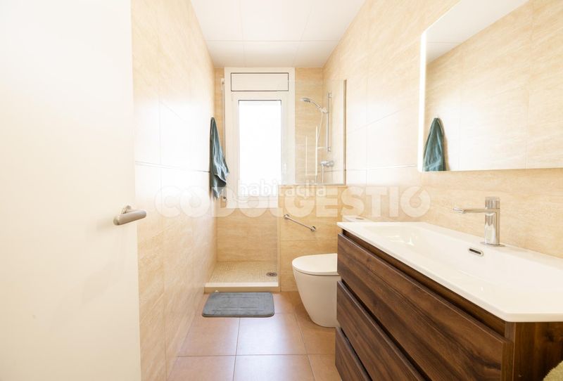 Foto d6c6f71c-619e-44c8-8545-1c378d520ef8. Casa a Manlleu