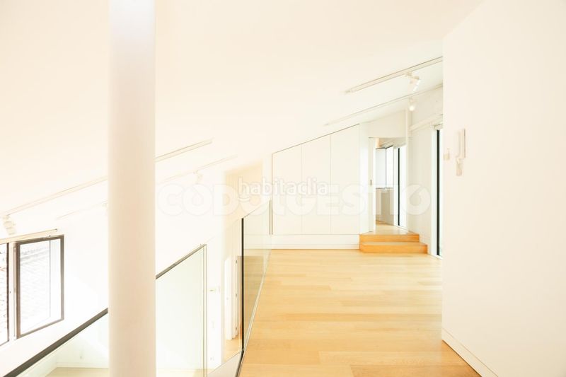 Foto 317c010d-8372-4d79-a6fe-7f9c214a73b5. Pis a Centre Vic