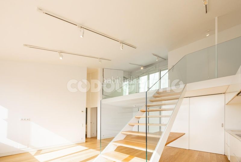 Foto 36f58bc7-6d25-4501-b143-211d27762b2e. Pis a Centre Vic