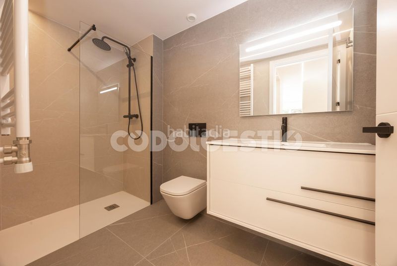 Foto f2cd1e7a-4426-4416-9b11-474ec3fea9f9. Pis a Nord Vic