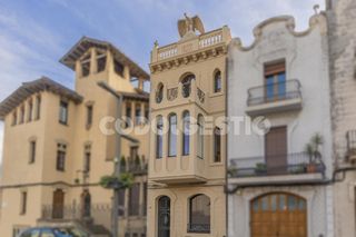 Appartamento  Torras i bages. Dúplex en venda al centre de vic