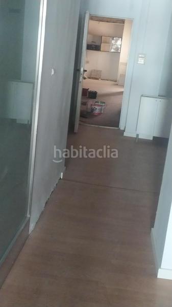 Foto 1c821b73-bc55-4a2b-b0da-f7e7bfa58eac. Rent business premise in El Castell Burjassot