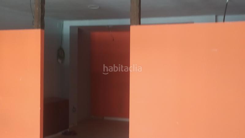 Foto ba4749d8-6d74-43db-8434-42b5e9ca343a. Rent business premise in El Castell Burjassot