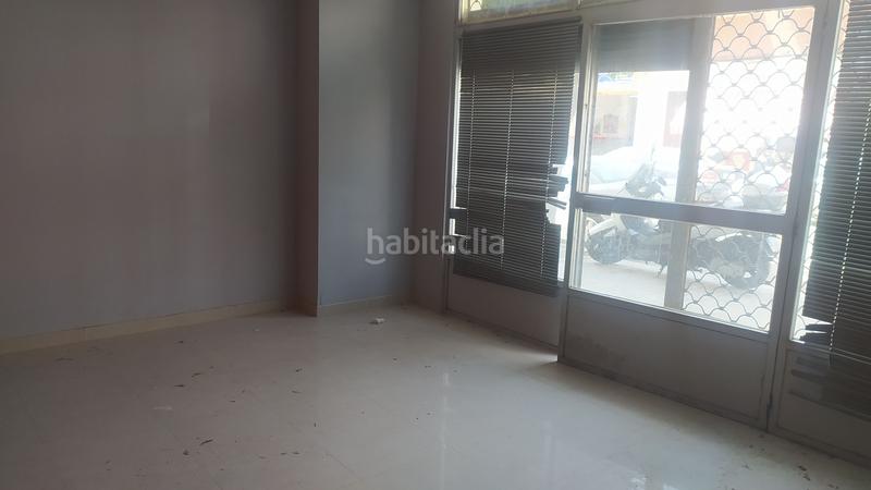 Foto dd6c3b38-398e-408c-a9cc-99334caeaa97. Rent business premise in El Castell Burjassot