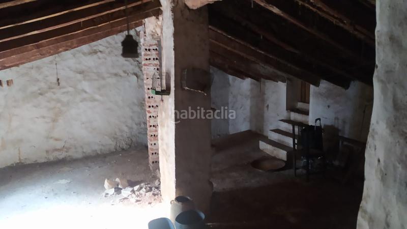 Foto cecd3cad-b83d-4b78-a3e5-1db444eefa55. Maison dans Estivella