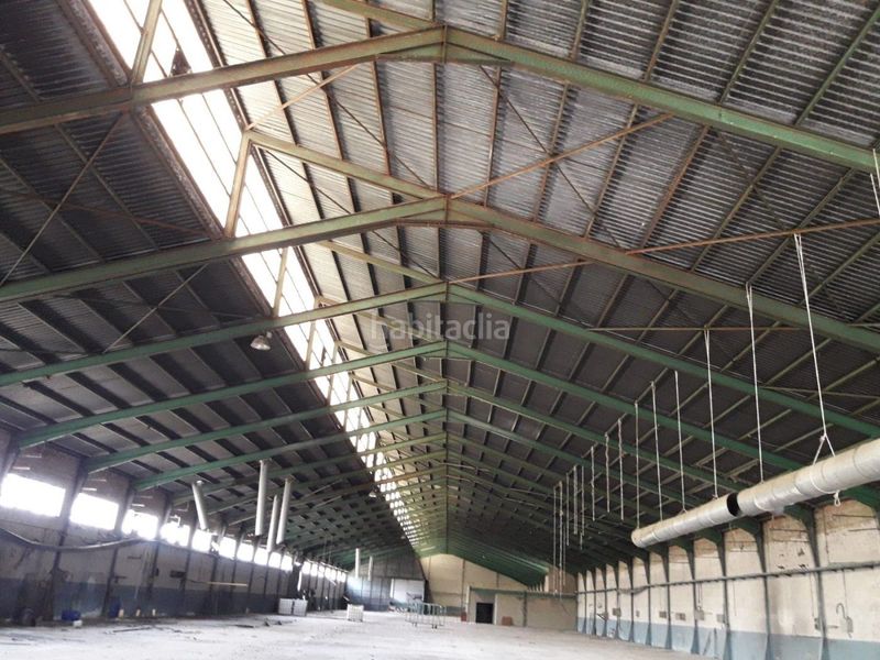 Foto 7e2a8174-6c1a-46ae-afeb-da2eaf4cf602. Rent business premise in Bocairent