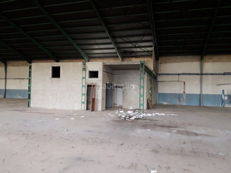 Foto eceb899e-aa2c-40b6-9900-6165eaeaa6c8. Rent business premise in Bocairent