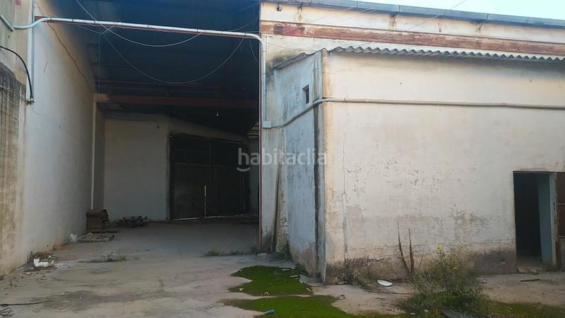 Foto f7c0d8d8-5b2a-4fa9-9e18-f6840394de71. Fabrikhalle in Polígono del Aeropuerto Manises