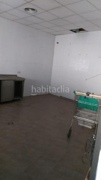 Foto 7a5d73ed-4b9a-4288-8278-d21f5420a969. Rent business premise in El Castell Burjassot