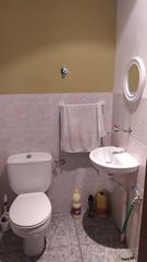 Local Comercial a Zona Concordia. Local esquinero.  también disponible en alquiler por 700€/mes. t