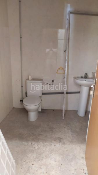 Foto b809b9d8-e5fc-4439-bf2d-9ca3b8bc24c2. Alquiler local comercial local ideal para comercio de hosteleria o tiendas. en Paterna