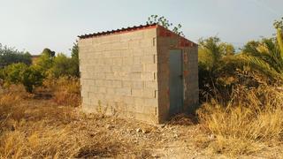 Finca rústica a Casco Antiguo. Son 3 parcelas. tiene una caseta de riego.  agua por goteo.  com