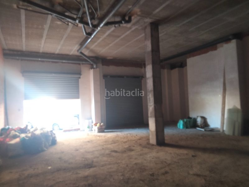 Foto ad357b60-3e04-42c1-a67b-e95b6e745ff1. Lloguer local comercial a Moncada