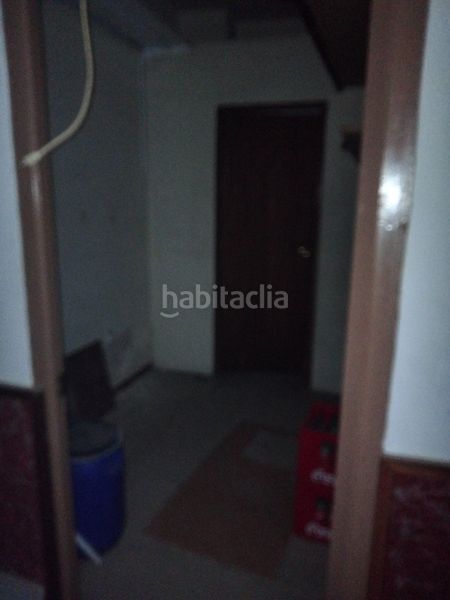 Foto 4d5532df-458b-4f2b-a30c-6ee11bbd9d95. Local comercial a Cardenal Benlloch Mislata