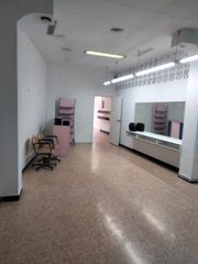 Geschäftsraum in Tavernes Blanques. Se podría hacer cambio de uso a vivienda,