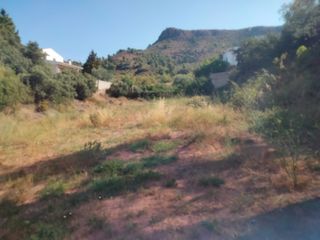 Fondo rustico in Gátova. Parcela urbana ubicada en gatova, precio 100000€
