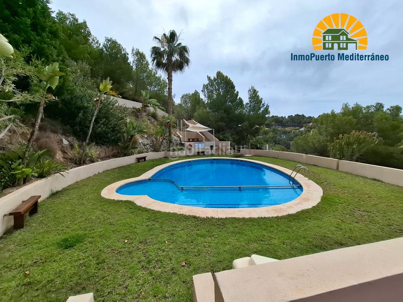 Foto 1852511f-3123-4d45-b321-126a7911cfed. Àtic amb xemeneia calefacció aparcament piscina a Altea