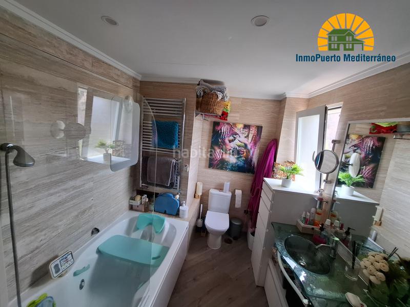 Foto 2638b694-dbbf-4039-ac01-dc3188c4da61. Àtic amb xemeneia calefacció aparcament piscina a Altea