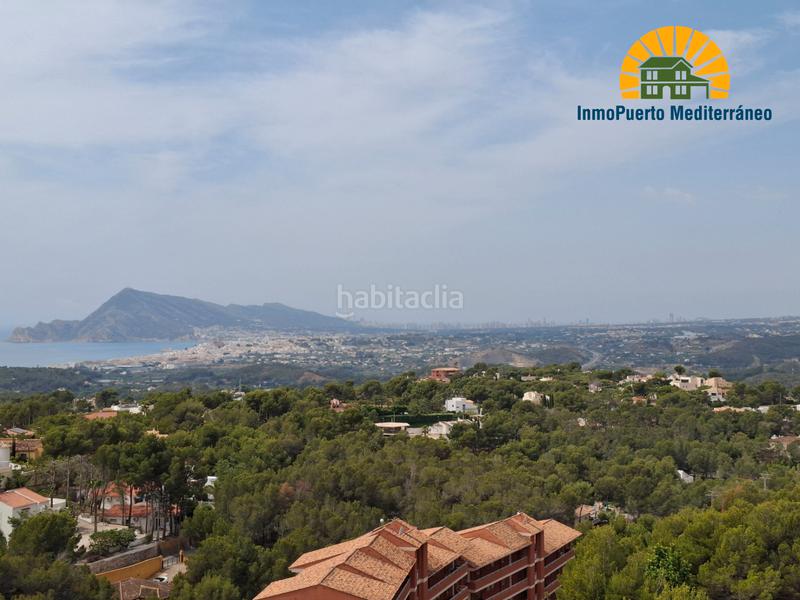 Foto 31ff8b65-84d3-4e8e-bef3-53e7cec5f4f5. Àtic amb xemeneia calefacció aparcament piscina a Altea